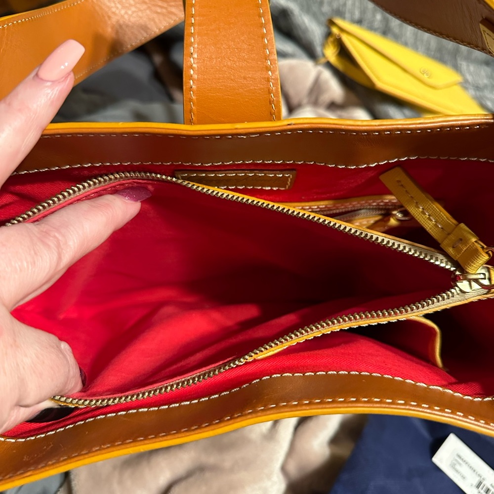 Dooney & Bourke Saffiano Ashby